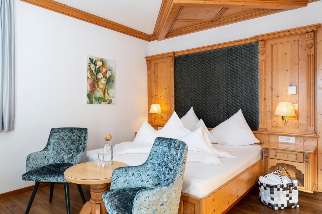Hotel Schlosswirt Scena Esterno foto