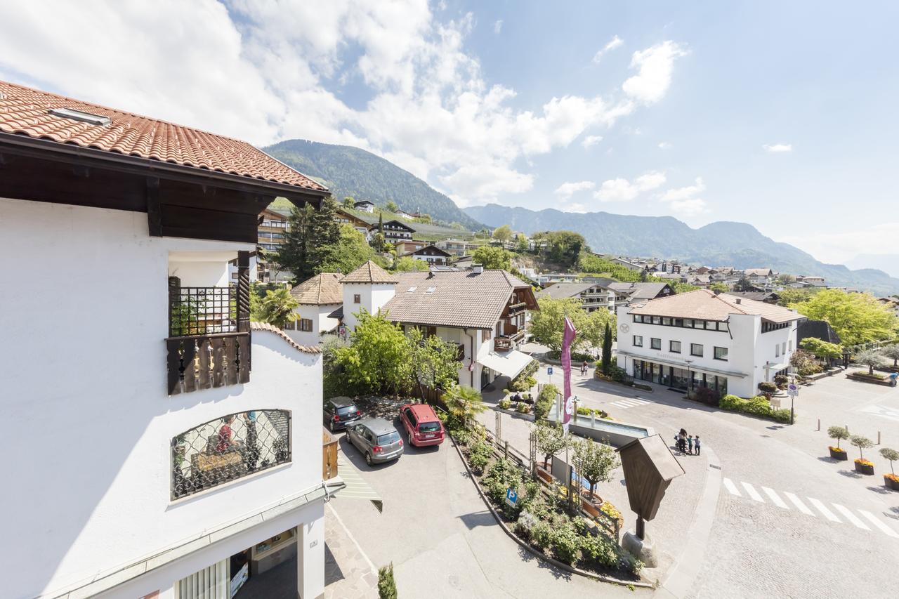 Hotel Schlosswirt Scena Esterno foto