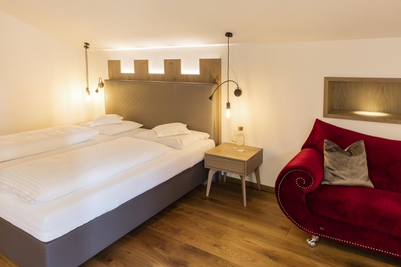 Hotel Schlosswirt Scena Esterno foto